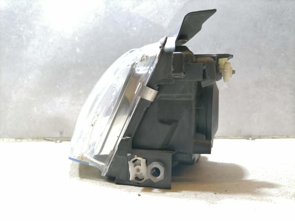 VW Passat 3B original Scheinwerfer vorn links Halogen ohne Nebelscheinwerfer Bj.1999